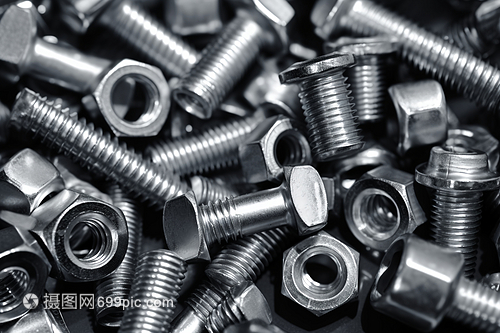 金屬加工廠(chǎng)生產(chǎn)的螺母